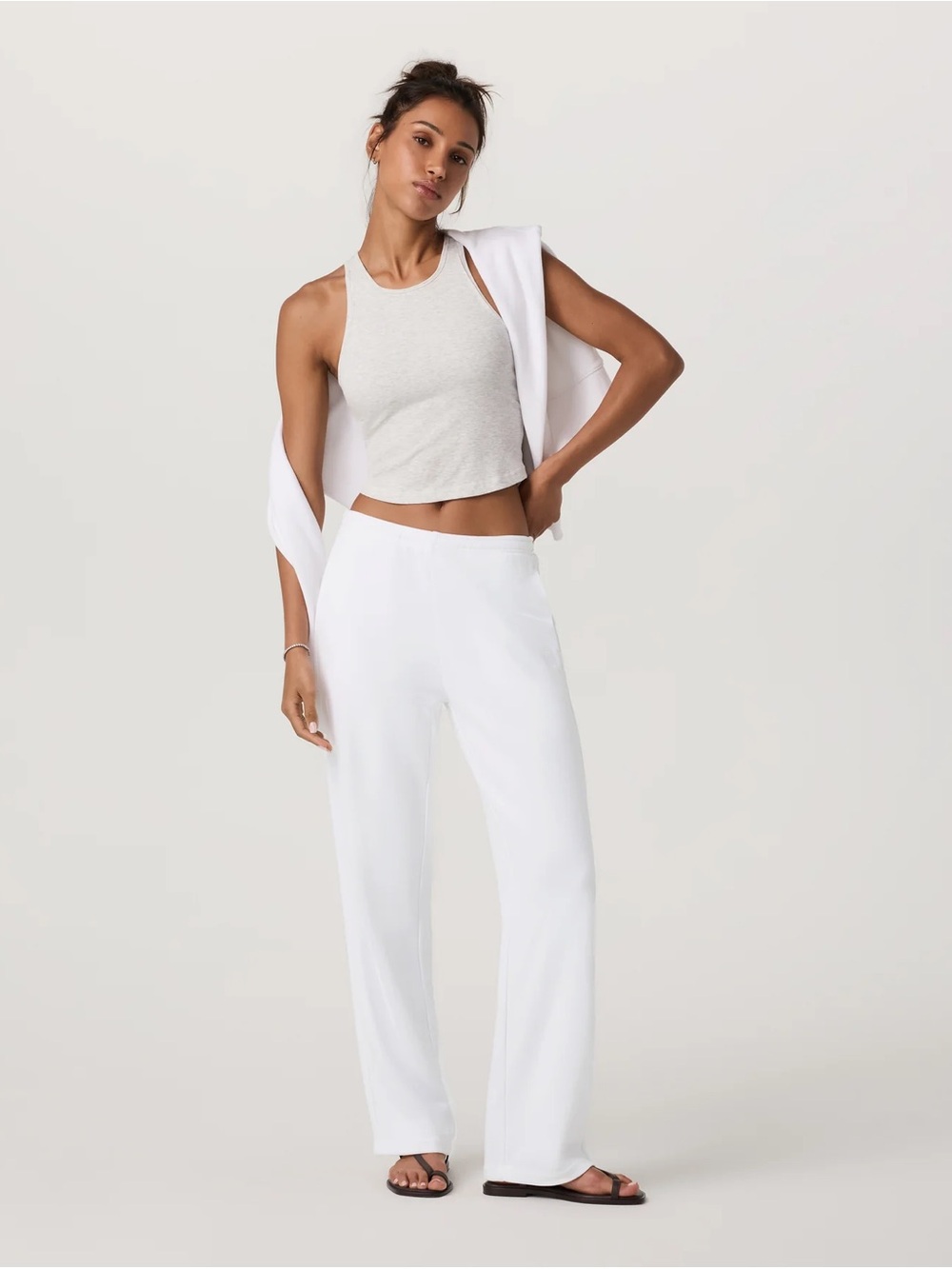 Vuori Pose Plyo Tank Top in White Heather Size Medium - Picture 6 of 6